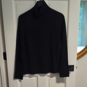 Magaschoni Women's Classic Black Cashmere Turtleneck Sweater, Size L